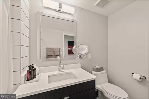 1300 4th St SE #804, Washington, DC 20003 photo 22