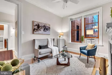 2220 20th St NW #67, Washington, DC 20009