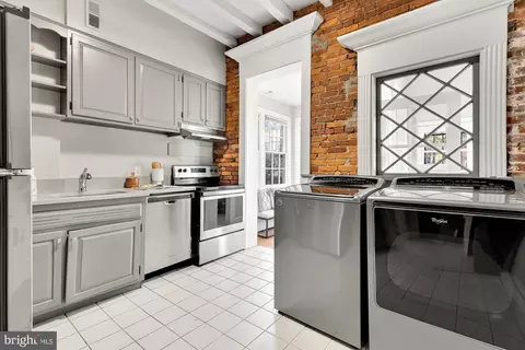124 6th St NE, Washington, DC 20002 photo 17