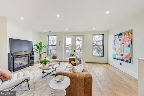 1844 Monroe St NW #1844-2, Washington, DC 20010