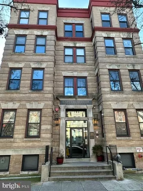 1444 W Street St NW #304, Washington, DC 20009