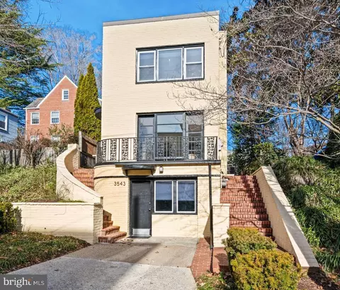 3543 Alton Pl NW, Washington, DC 20008