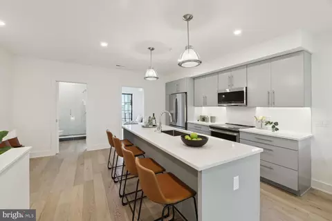 1832 Bay St SE #2, Washington, DC 20003 photo 9