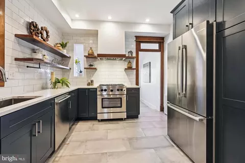Kitchen - 619 14th St NE, Washington, DC 20002 photo 2 of 3