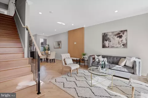 55 R St NW, Washington, DC 20001 photo 24