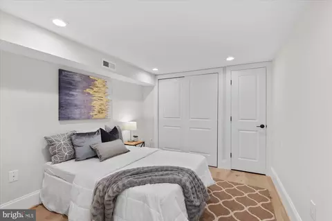 55 R St NW, Washington, DC 20001 photo 46