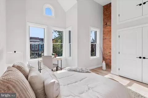 55 R St NW, Washington, DC 20001 photo 30