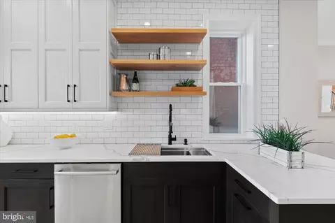 55 R St NW, Washington, DC 20001 photo 21