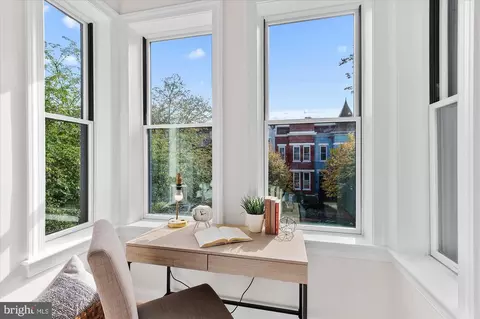 55 R St NW, Washington, DC 20001 photo 32