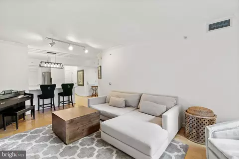616 E Street St NW #302, Washington, DC 20004 photo 6