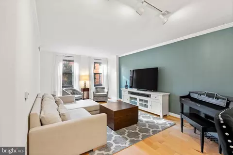 616 E Street St NW #302, Washington, DC 20004 photo 3