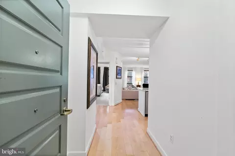 616 E Street St NW #302, Washington, DC 20004 photo 2