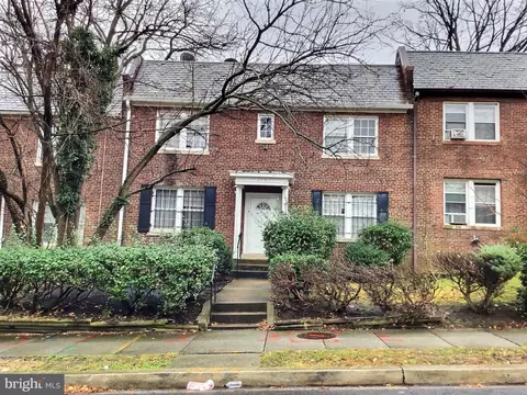 213 NE Adams St NE, Washington, DC 20002