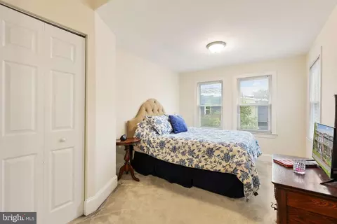 1806 M St NE, Washington, DC 20002 photo 17