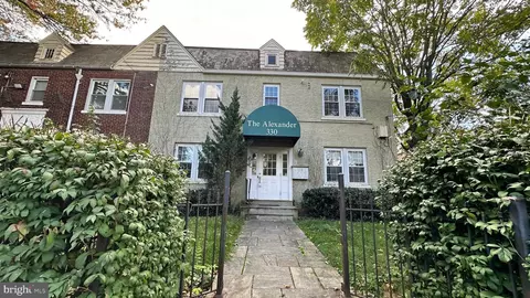 330 Delafield Pl NW #3, Washington, DC 20011