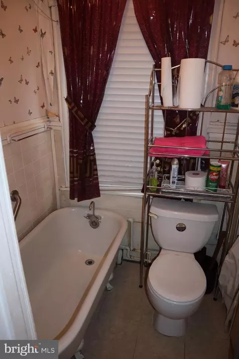 1111 C St NE, Washington, DC 20002 photo 10