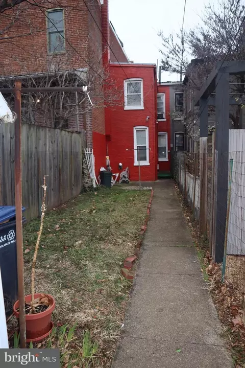 1111 C St NE, Washington, DC 20002 photo 18