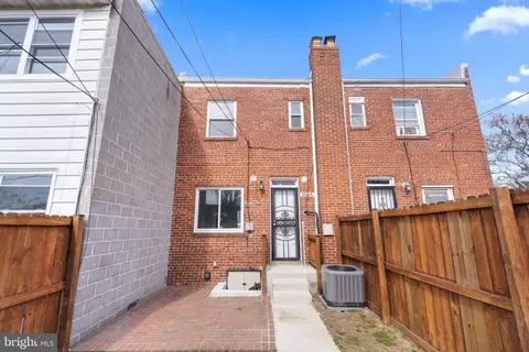 Exterior - 1645 Lang Pl NE, Washington, DC 20002 photo 5 of 5