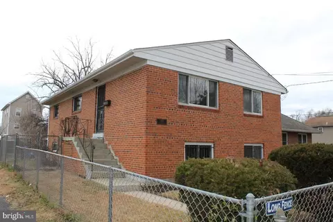 1212 50th St NE, Washington, DC 20019