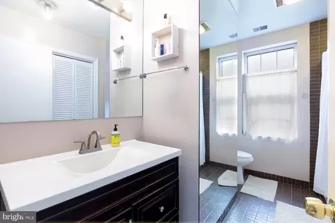 115 10th St NE, Washington, DC 20002 photo 24
