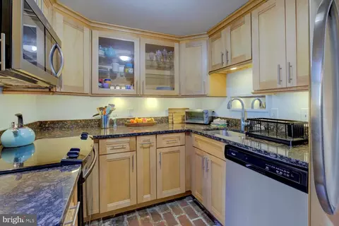 115 10th St NE, Washington, DC 20002 photo 38