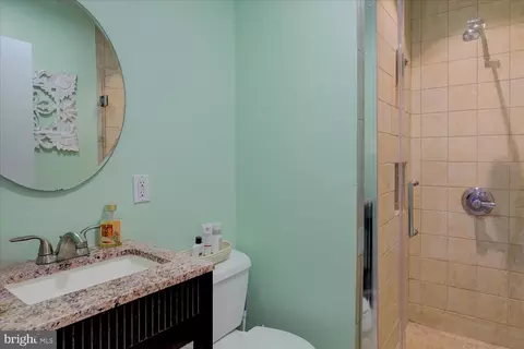 115 10th St NE, Washington, DC 20002 photo 9