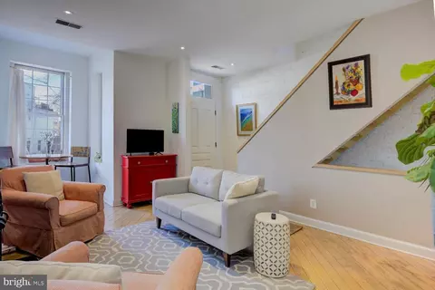 115 10th St NE, Washington, DC 20002 photo 8