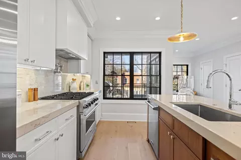 Kitchen - 3625 Everett St NW, Washington, DC 20008 photo 6 of 11