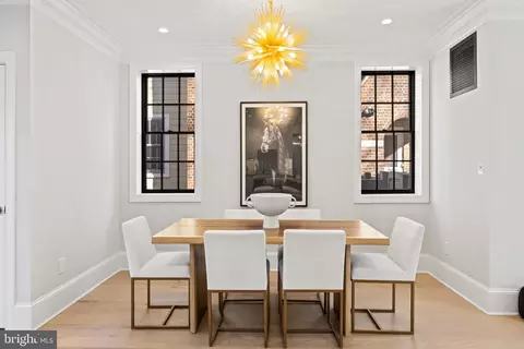 Dining - 3625 Everett St NW, Washington, DC 20008 photo 1 of 5