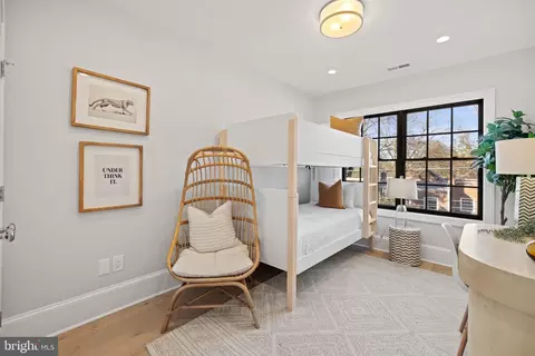 Bedroom - 3625 Everett St NW, Washington, DC 20008 photo 12 of 14