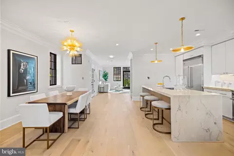 Dining - 3625 Everett St NW, Washington, DC 20008 photo 2 of 5
