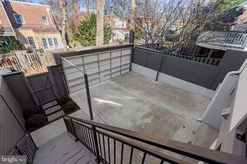 Exterior - 3625 Everett St NW, Washington, DC 20008 photo 14 of 19