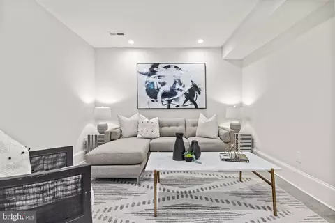 Living - 3625 Everett St NW, Washington, DC 20008 photo 8 of 8