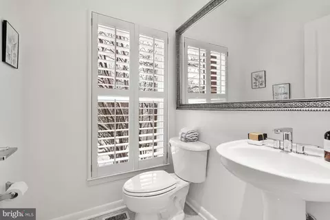 2132 12th Pl NW, Washington, DC 20009 photo 11