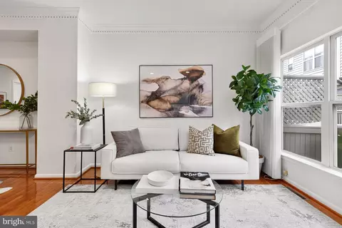 2132 12th Pl NW, Washington, DC 20009 photo 3