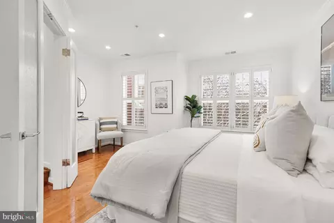 2132 12th Pl NW, Washington, DC 20009 photo 14