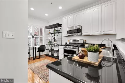 2132 12th Pl NW, Washington, DC 20009 photo 7