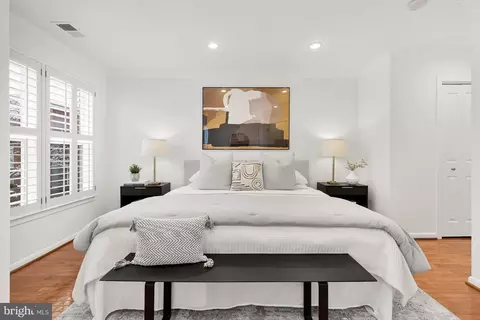2132 12th Pl NW, Washington, DC 20009 photo 13