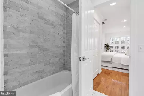 2132 12th Pl NW, Washington, DC 20009 photo 16