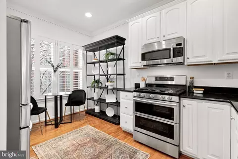 2132 12th Pl NW, Washington, DC 20009 photo 9