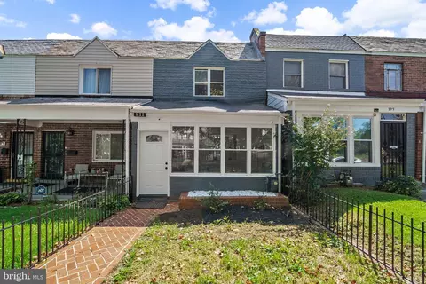 211 34th St NE, Washington, DC 20019
