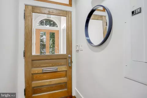 1735 U St NW #2, Washington, DC 20009 photo 4
