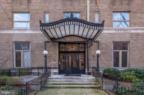 1734 P St NW #55, Washington, DC 20036