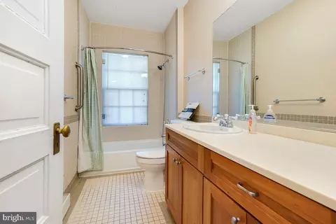1010 Main Dr NW, Washington, DC 20012 photo 25