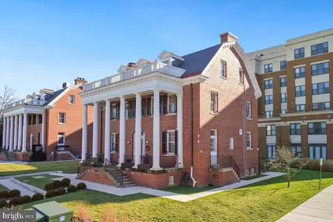 1010 Main Dr NW, Washington, DC 20012 photo 2