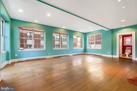 1010 Main Dr NW, Washington, DC 20012 photo 8