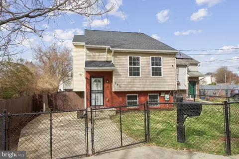 522 57th St NE, Washington, DC 20019