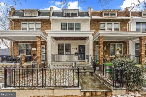 1802 M St NE, Washington, DC 20002