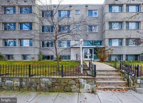 804 Taylor St NW #306, Washington, DC 20011