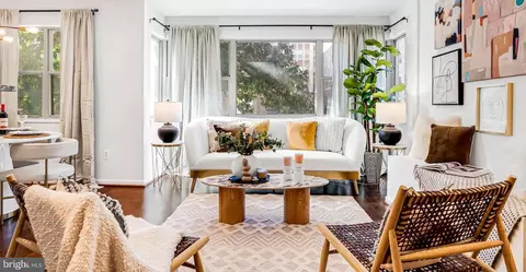 5431 Connecticut Ave NW #104, Washington, DC 20015